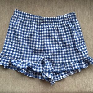 brand new! urban outfitters renewal blue and white gingham ruffle shorts💙
